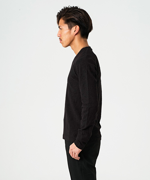 GOSTAR DE FUGA(ゴスタール ジフーガ)の「パイル生地Vネックシンプル長袖カットソー/長袖Tシャツ(Tシャツ/カットソー・メンズ・ホワイト/ライトグレー/ブラック・M/L)」の8枚目の写真