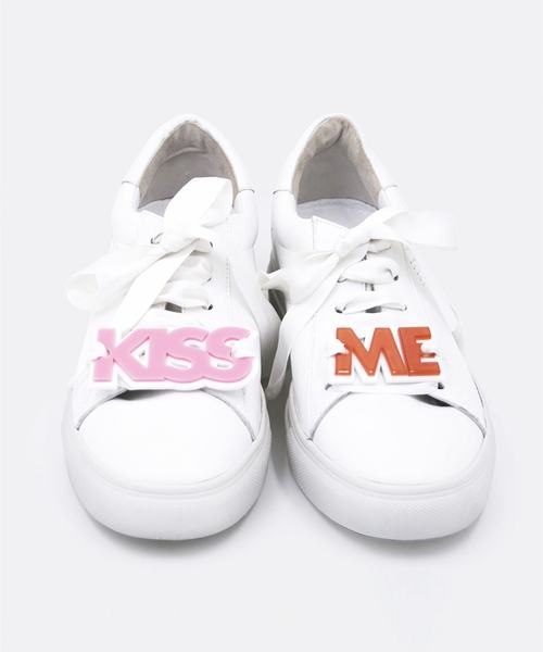 iphoria（アイフォリア）の「IPHORIA/アイフォリア スニーカーアクセサリー Sneaker Patch Set Kiss Me（シューケア用品・レディース・ピンク・ONE SIZE）」の2枚目の写真