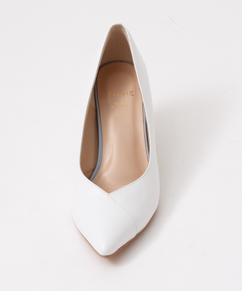 PICHE ABAHOUSE(ピシェ アバハウス)の「【最高パンプス】美脚×快適fluffy fitコンビパンプス(パンプス・レディース・ホワイト/ブラック/ピンクベージュ・34/35/36/37/38/39/40)」の16枚目の写真