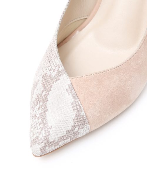 PICHE ABAHOUSE(ピシェ アバハウス)の「【最高パンプス】美脚×快適fluffy fitコンビパンプス(パンプス・レディース・ホワイト/ブラック/ピンクベージュ・34/35/36/37/38/39/40)」の8枚目の写真