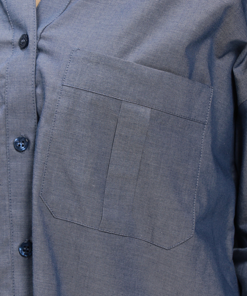 NARACAMICIE（ナラカミーチェ）の「シャンブレー調ビッグシャツ（シャツ/ブラウス・レディース・ブルー・SMALL/MEDIUM/LARGE/XXXL(150)/XX-LARGE）」の22枚目の写真