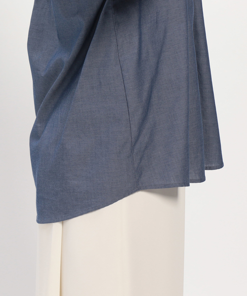 NARACAMICIE（ナラカミーチェ）の「シャンブレー調ビッグシャツ（シャツ/ブラウス・レディース・ブルー・SMALL/MEDIUM/LARGE/XXXL(150)/XX-LARGE）」の18枚目の写真