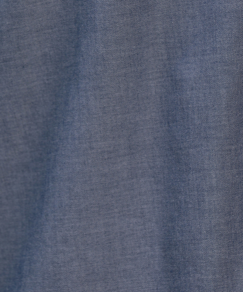 NARACAMICIE（ナラカミーチェ）の「シャンブレー調ビッグシャツ（シャツ/ブラウス・レディース・ブルー・SMALL/MEDIUM/LARGE/XXXL(150)/XX-LARGE）」の16枚目の写真