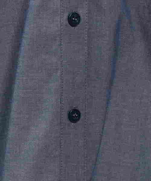 NARACAMICIE（ナラカミーチェ）の「シャンブレー調ビッグシャツ（シャツ/ブラウス・レディース・ブルー・SMALL/MEDIUM/LARGE/XXXL(150)/XX-LARGE）」の8枚目の写真
