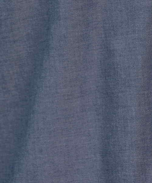 NARACAMICIE（ナラカミーチェ）の「シャンブレー調ビッグシャツ（シャツ/ブラウス・レディース・ブルー・SMALL/MEDIUM/LARGE/XXXL(150)/XX-LARGE）」の5枚目の写真