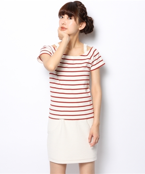 Chico(チコ)の「オフショルダーテレコT(Tシャツ/カットソー・レディース・グレー/ライトグレー/ネイビー/レッド/ホワイト・FREE)」の11枚目の写真