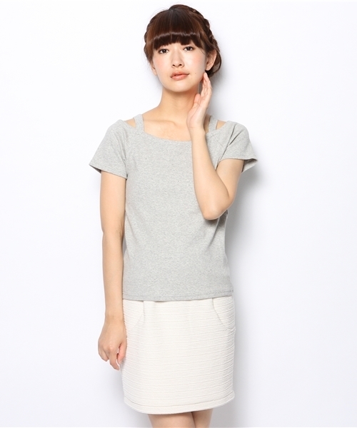 Chico(チコ)の「オフショルダーテレコT(Tシャツ/カットソー・レディース・グレー/ライトグレー/ネイビー/レッド/ホワイト・FREE)」の6枚目の写真