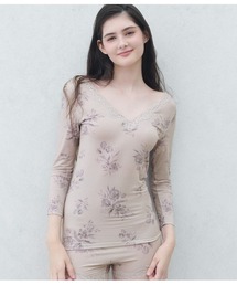 PEACH JOHN(ピーチジョン)の【乾燥する季節に嬉しい!薄手でもたつかずフィット。抗菌防臭・消臭加工した汗取りパッド付き】It’sモイスティ9分袖(インナーウェア/肌着)