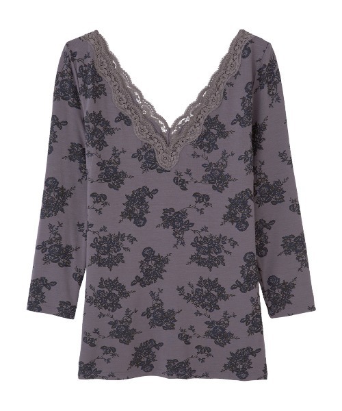 PEACH JOHN（ピーチジョン）の「【乾燥する季節に嬉しい！薄手でもたつかずフィット。抗菌防臭・消臭加工した汗取りパッド付き】Ｉｔ’ｓモイスティ９分袖（インナーウェア/肌着・レディース・ブラック/ネイビー/オフホワイト/ピンク/グレー/ブラック系その他/ホワイト系その他/ピンク系その他/チャコール/スモークピンク/ブルー/ホワイト系その他2/グレー系その他/ライトピンク/チャコールグレー/コーラルピンク/ホワイト×グレー/ブラック×ピンク/ダークグレー/スミクロ/ホワイト×ピンク/ヘザーチャコール/チャコールグレー×ブラック/ライトベージュ/ダークネイビー/ライトグレー/ドット/ヘザーグレー/ホワイト×レッド/グレイッシュベージュ/ピンクベージュ/アイボリー・SMALL/MEDIUM/LARGE）」の12枚目の写真