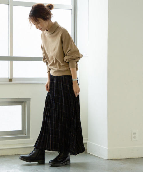 coen(コーエン)の「USAコットン裏毛タートルネックスウェット(スウェット・レディース・オフホワイト/ブラウン/ベージュ/カーキ/ライラック・FREE)」の17枚目の写真