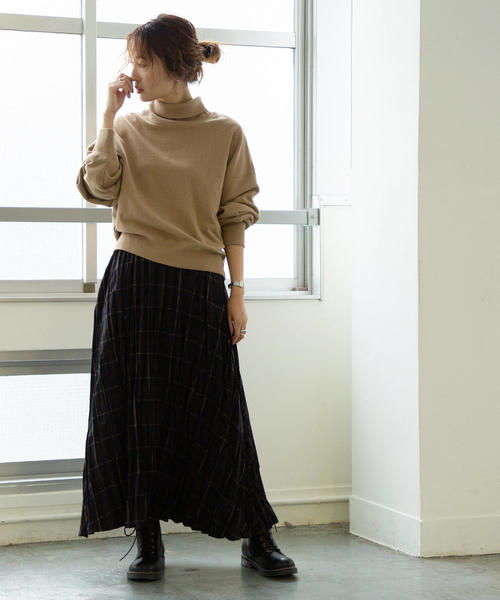 coen(コーエン)の「USAコットン裏毛タートルネックスウェット(スウェット・レディース・オフホワイト/ブラウン/ベージュ/カーキ/ライラック・FREE)」の16枚目の写真