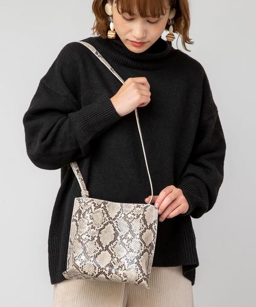 coen（コーエン）の「シンプルスクエアショルダーバッグ（ショルダーバッグ・レディース・グレー/パイソン/ブラック/ブラウン・FREE）」の7枚目の写真