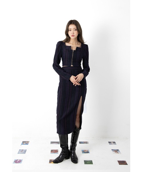 BLUE PIE(ブルーパイ)の「『BLUE PIE/ブルー パイ』Square Neck Crop BLOUSE/スクエアネッククロップブラウス(シャツ/ブラウス・レディース・ピンク/ネイビー・FREE)」の3枚目の写真