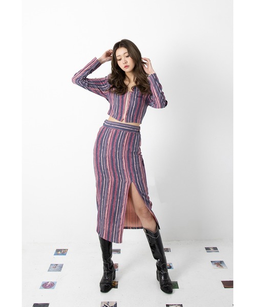 BLUE PIE(ブルーパイ)の「『BLUE PIE/ブルー パイ』Square Neck Crop BLOUSE/スクエアネッククロップブラウス(シャツ/ブラウス・レディース・ピンク/ネイビー・FREE)」の7枚目の写真