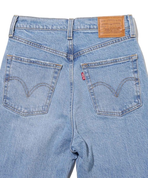 Levi's(リーバイス)の「RIBCAGE ストレート アンクル TANGO FADE(デニムパンツ・レディース・ライトインディゴブルー・24inch/27inch/28inch/25inch/23inch/26inch)」の9枚目の写真