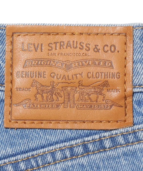 Levi's(リーバイス)の「RIBCAGE ストレート アンクル TANGO FADE(デニムパンツ・レディース・ライトインディゴブルー・24inch/27inch/28inch/25inch/23inch/26inch)」の6枚目の写真