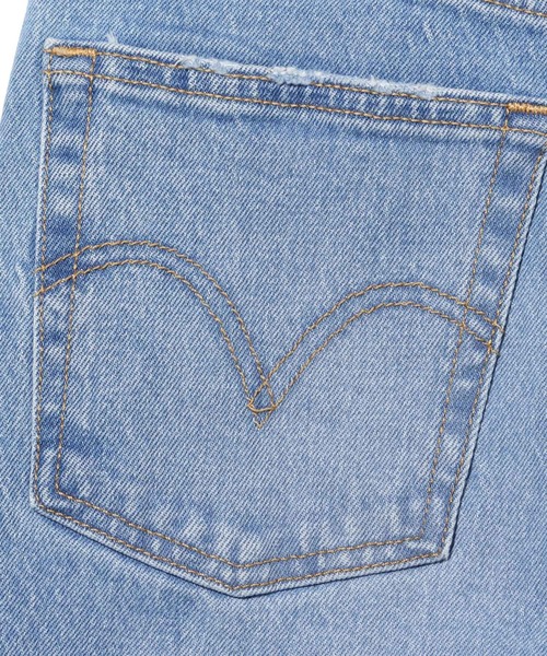 Levi's(リーバイス)の「RIBCAGE ストレート アンクル TANGO FADE(デニムパンツ・レディース・ライトインディゴブルー・24inch/27inch/28inch/25inch/23inch/26inch)」の5枚目の写真