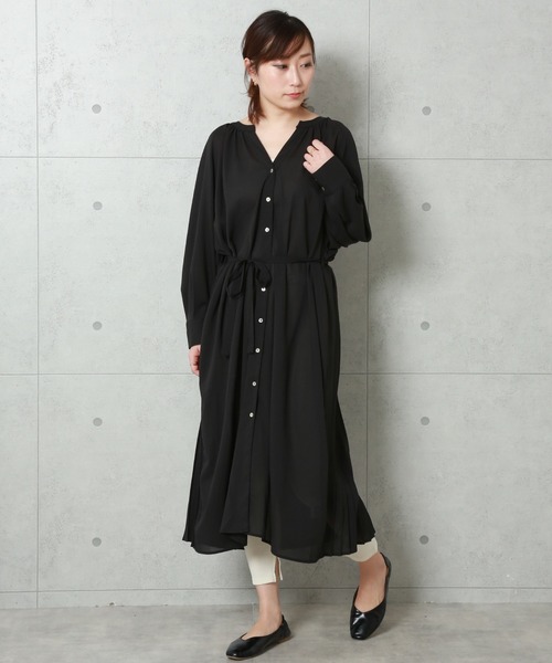 libelle more（リベル モア）の「シアーバックプリーツガウンワンピース（ワンピース・レディース・ベージュ/モカ/ブラック・FREE）」の17枚目の写真
