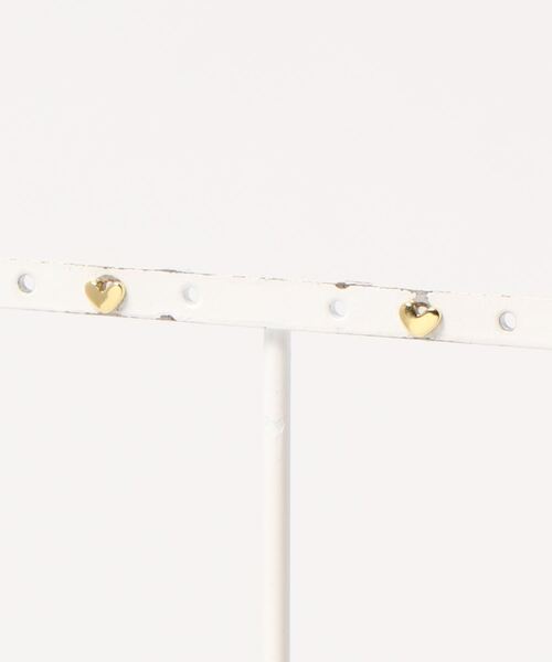 Fun & Daily(ファンアンドデイリー)の「F&D : ベリースモールハートピアス Silver925(ピアス(両耳用)・レディース・シルバー/ゴールド・FREE)」の4枚目の写真