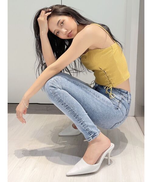 GYDA（ジェイダ）の「ミドルウエスト SHAPELYスキニーデニムパンツ