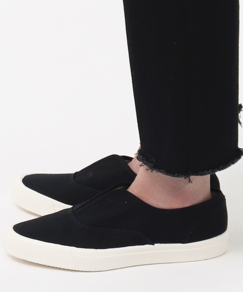 MoonStar（ムーンスター）の「MOONSTAR / ムーンスター   MNT KACKS キャンバススリッポン（スニーカー・レディース・ホワイト/ブラック/パープル・23/24/25/22）」の2枚目の写真