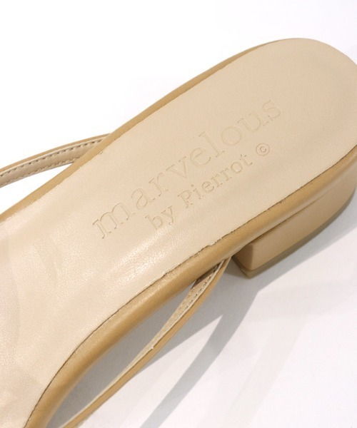 Pierrot（ピエロ）の「スクエアトゥトングサンダル（サンダル・レディース・ブラック/ベージュ/パイソン・LL/S/M/L）」の8枚目の写真