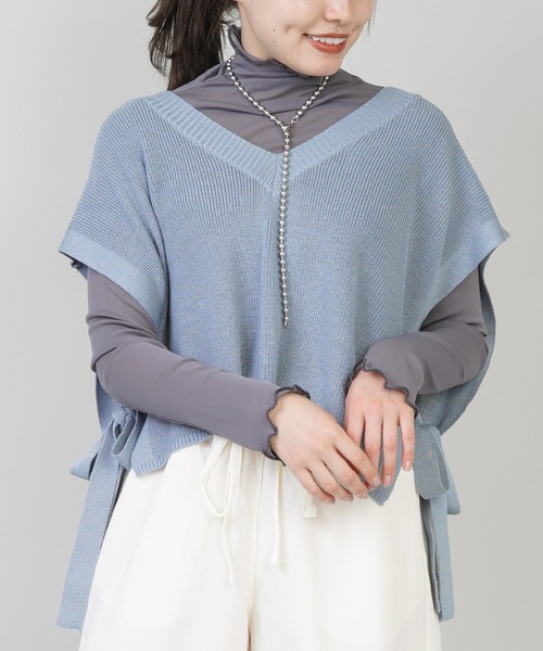 SPINNS(スピンズ)の「サイドリボンニットベスト(ベスト・レディース・ベージュ/グリーン/ブルー/スミクロ・ONESIZE)」の4枚目の写真