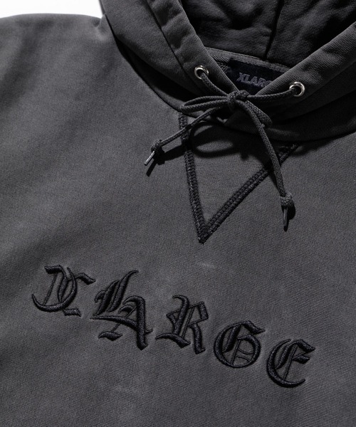 XLARGE（エクストララージ）の「PIGMENT EMBOSSED PULLOVER HOODED SWEAT（パーカー・メンズ・ブラック/パープル/ブラウン・S/M/L/XL）」の8枚目の写真