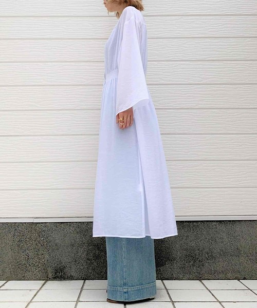 Q（キュー）の「レーヨンボイルギャザーシャツワンピース（シャツワンピース・レディース・ケリー/アイボリー・MEDIUM）」の4枚目の写真