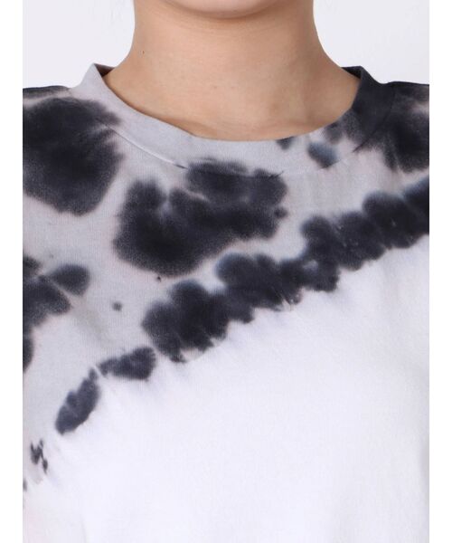 EMODA（エモダ）の「ショルダーパッドタンクトップ（Tシャツ/カットソー・レディース・ホワイト/ブラック/その他・FREE）」の21枚目の写真