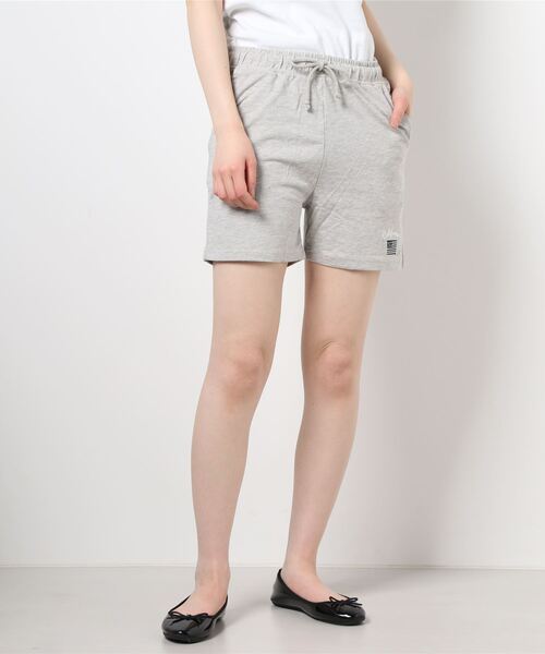 UNDERWRAPS(アンダーラップス)の「国旗刺繍ショートパンツ(M3)(スウェットパンツ・レディース・ブラック/ベージュ/グレー/ブルー・M/L)」の1枚目の写真