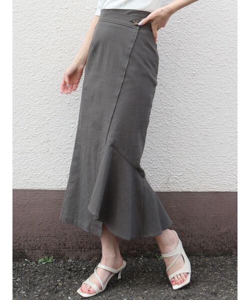 MURUA(ムルーア)の「アシンメトリーマーメイドスカート(スカート・レディース・アイボリー/ダークグレー/ブラック・1/2)」の3枚目の写真