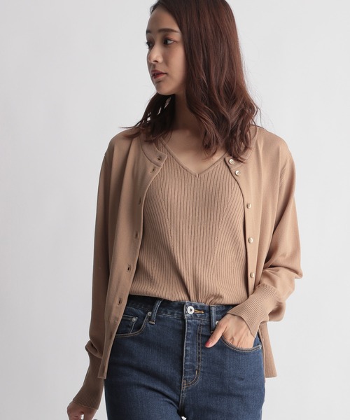 Andemiu(アンデミュウ)の「【多機能】キンボタンカーディガン956808(ニット/セーター・レディース・ベージュ/グリーン/ネイビー・FREE)」の1枚目の写真