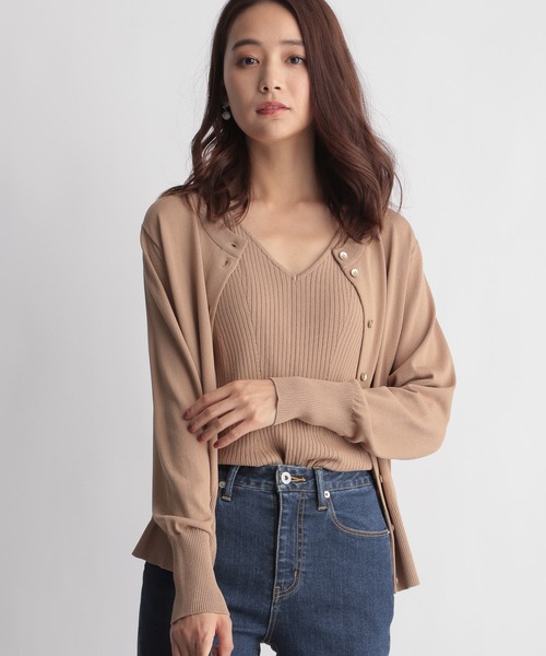 Andemiu(アンデミュウ)の「【多機能】キンボタンカーディガン956808(ニット/セーター・レディース・ベージュ/グリーン/ネイビー・FREE)」の11枚目の写真