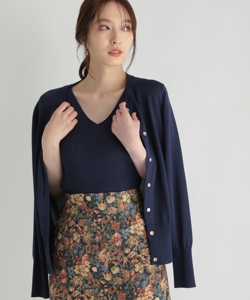 Andemiu(アンデミュウ)の「【多機能】キンボタンカーディガン956808(ニット/セーター・レディース・ベージュ/グリーン/ネイビー・FREE)」の7枚目の写真