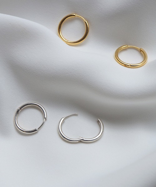 Jenny BY IMMANOEL（ジェニーバイイマノエル）の「silver925 フープピアス　1.5ｃｍ（ピアス（両耳用）・レディース・ゴールド/シルバー・FREE）」の4枚目の写真