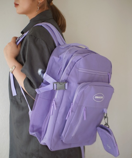ammy.（エイミードット）の「【 ammy. / エイミードット 】 大容量 ロゴ ベーシック バックパック リュック（バックパック/リュック・レディース・グレイッシュベージュ/ブラック/ブラック系その他/ブラック系その他2/パープル/ライトベージュ/ホワイト系その他/グリーン/オフホワイト・FREE）」の9枚目の写真