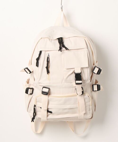 ammy.（エイミードット）の「【 ammy. / エイミードット 】 大容量 ロゴ ベーシック バックパック リュック（バックパック/リュック・レディース・グレイッシュベージュ/ブラック/ブラック系その他/ブラック系その他2/パープル/ライトベージュ/ホワイト系その他/グリーン/オフホワイト・FREE）」の10枚目の写真