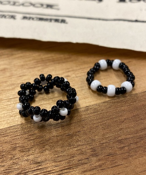 WEGO（ウィゴー）の「WEGO/【2点セット】ビーズリング（リング・レディース・ホワイト/パープル/シルバー/グリーン/その他1・FREE）」の5枚目の写真