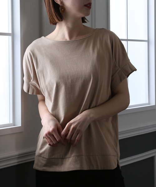 ElegChic(エレグシック)の「コットン100%袖 タック Tシャツ(Tシャツ/カットソー・レディース・ブラック/グレイッシュベージュ/オフホワイト・M/4L/XL)」の10枚目の写真