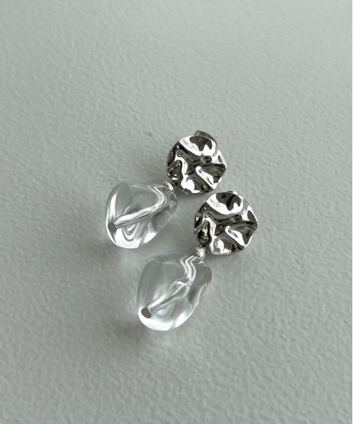 apres jour mignon(アプレジュールミニョン)の「【apresjour mignon×ARIAZ】ドロップクリアピアス(ピアス(両耳用)・レディース・シルバー/ゴールド・ONESIZE)」の3枚目の写真