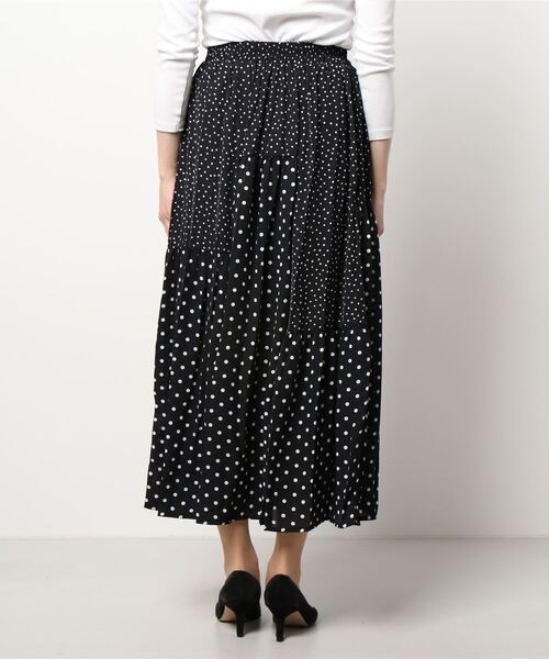 Bou Jeloud（ブージュルード）の「アソート柄変形ティアードスカート（スカート・レディース・ブラック/カーキ・38）」の10枚目の写真