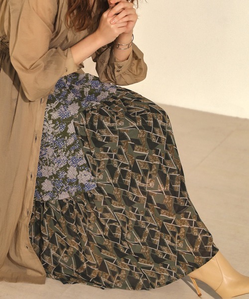 Bou Jeloud（ブージュルード）の「アソート柄変形ティアードスカート（スカート・レディース・ブラック/カーキ・38）」の13枚目の写真