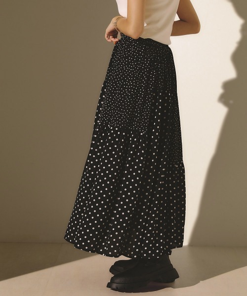 Bou Jeloud（ブージュルード）の「アソート柄変形ティアードスカート（スカート・レディース・ブラック/カーキ・38）」の5枚目の写真