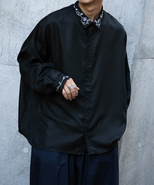 kutir（クティール）の「フラワー刺繍オーバーシャツ（シャツ/ブラウス・メンズ・ブラック/ホワイト・MEDIUM/LARGE）」の11枚目の写真