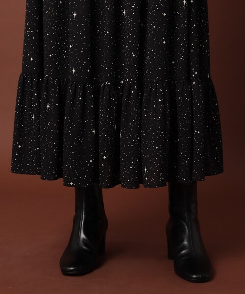 DRESSTERIOR（ドレステリア）の「◆【CLASSY.12月号掲載】スターリープリントティアードスカート（スカート・レディース・ブラック系・38/36）」の6枚目の写真