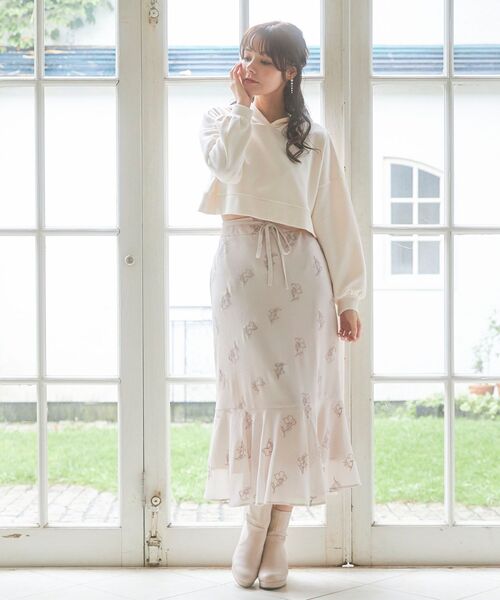 MAJESTIC LEGON（マジェスティックレゴン）の「ショート丈フーディー（パーカー・レディース・ベージュ/アイボリー/モカ・SMALL/MEDIUM）」の19枚目の写真