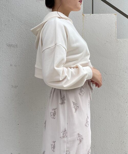 MAJESTIC LEGON（マジェスティックレゴン）の「ショート丈フーディー（パーカー・レディース・ベージュ/アイボリー/モカ・SMALL/MEDIUM）」の21枚目の写真