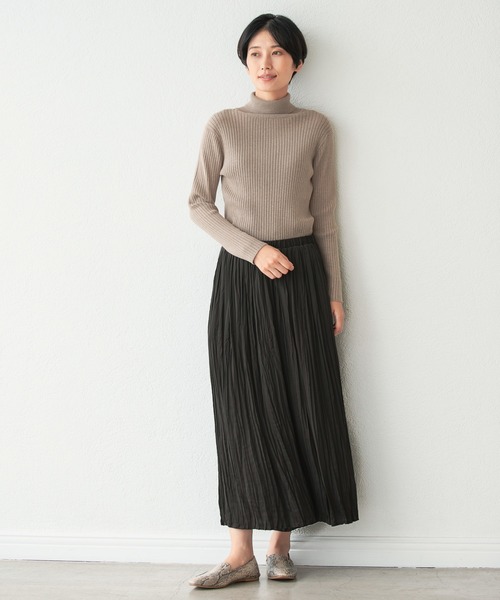 LEPSIM（レプシィム）の「12ゲージリブタートルニット　952529（ニット/セーター・レディース・ブラック/アイボリー/グレイッシュベージュ・SMALL/MEDIUM/LARGE）」の18枚目の写真