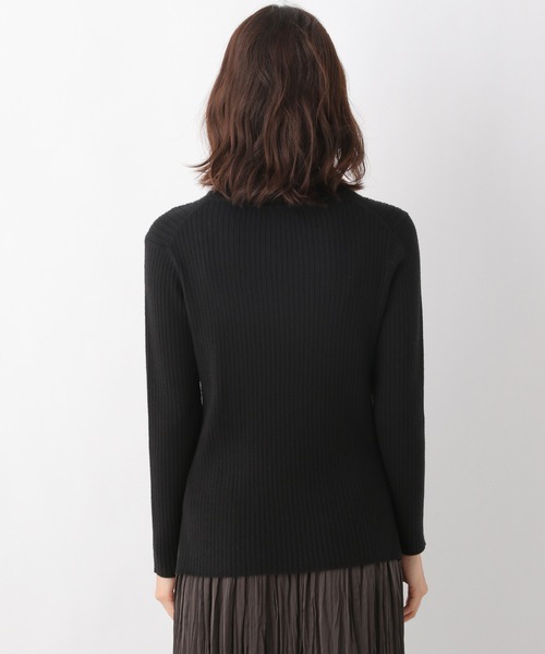 LEPSIM（レプシィム）の「12ゲージリブタートルニット　952529（ニット/セーター・レディース・ブラック/アイボリー/グレイッシュベージュ・SMALL/MEDIUM/LARGE）」の16枚目の写真